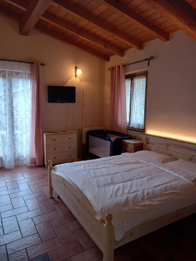 Agriturismo La Zangola Tremosine Buitenkant foto